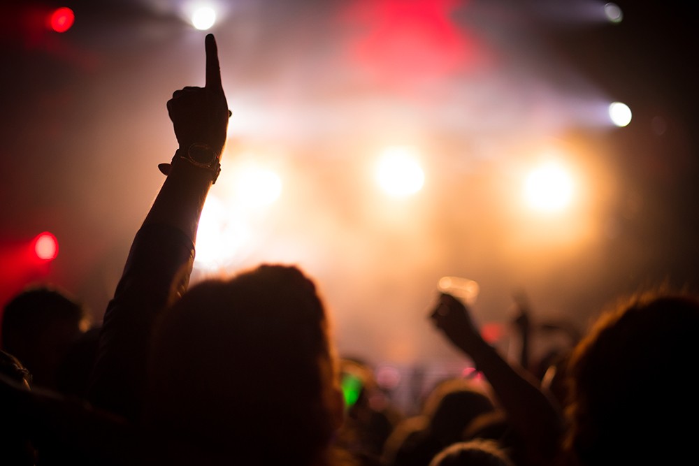 Świąteczna Magia w Zgierzu: Koncert „Boruty” Zachwycił Tłumy