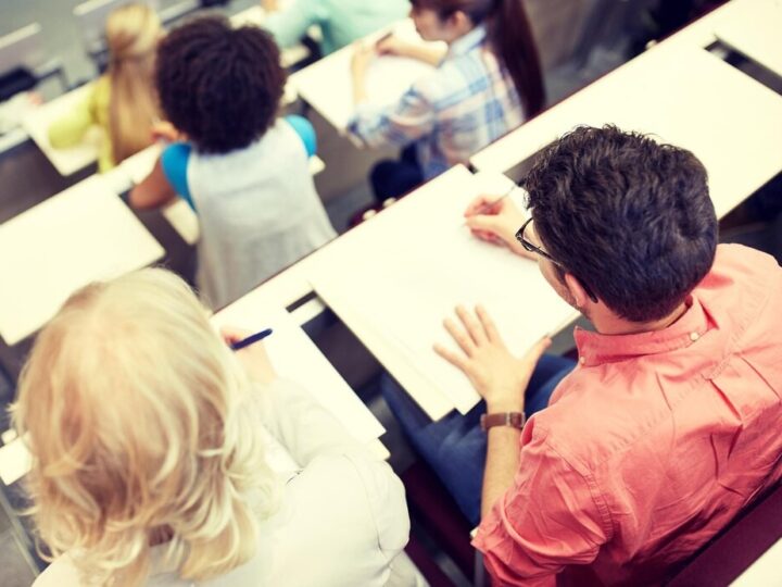 Dwie dekady z Janem Pawłem II: Jubileusz Zespołu Szkół w Zgierzu